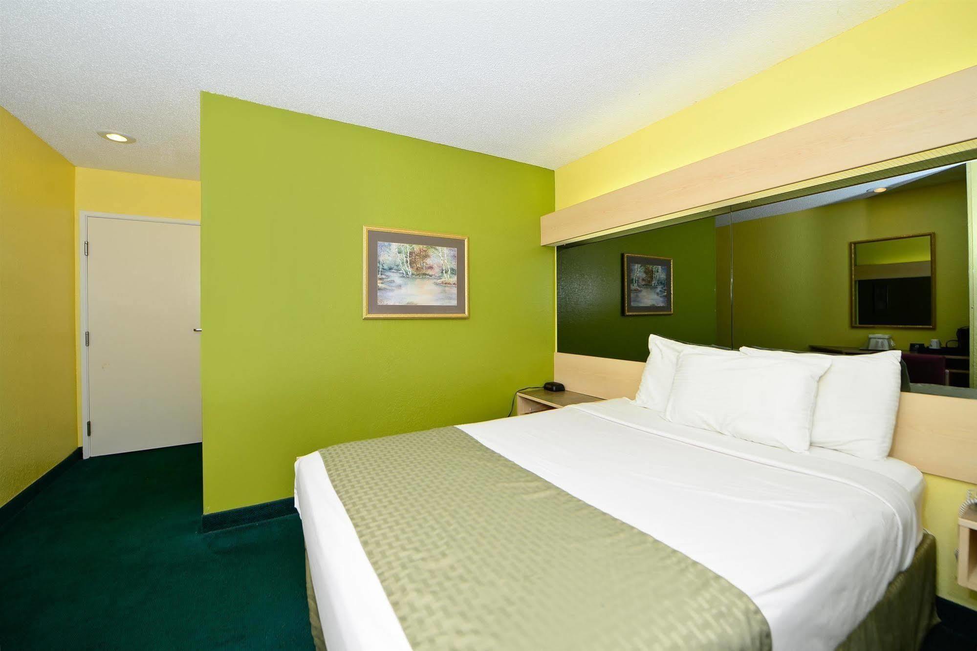 America'S Best Value Inn And Suites - ג'קסון חדר תמונה